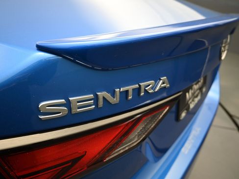 Used 2024 Nissan Sentra SR image 11