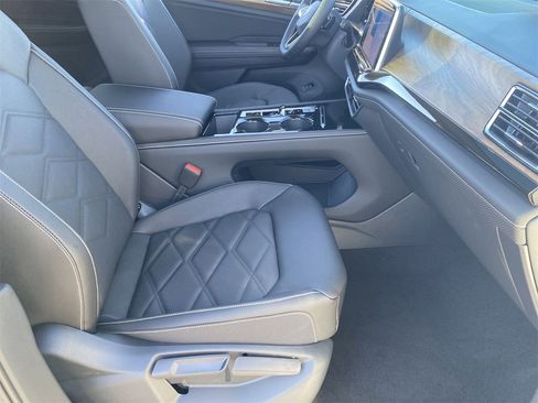 New 2026 Volkswagen Atlas SE image 8