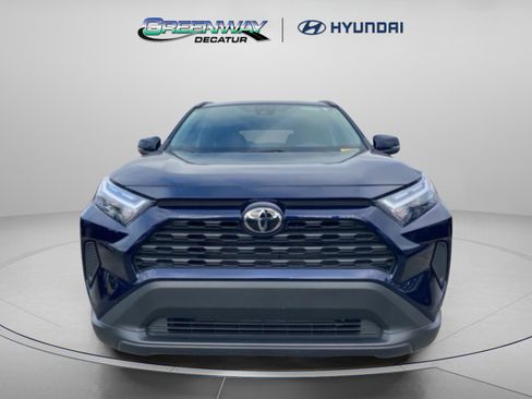 Used 2025 Toyota RAV4 XLE w/ Convenience Package image 2