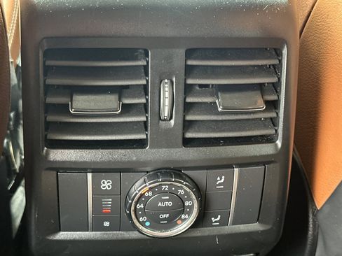 Used 2018 Mercedes-Benz GLS 550 4MATIC image 16
