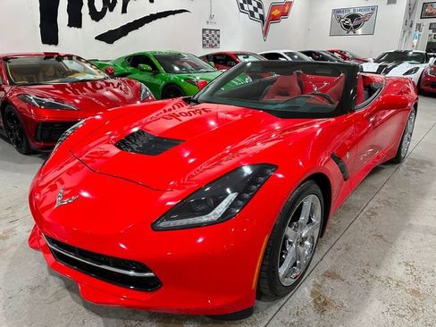 Used 2014 Chevrolet Corvette Stingray Convertible w/ 3LT Preferred Equipment Group RWD image 21