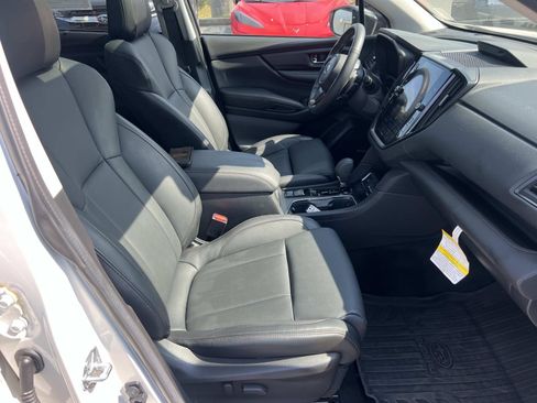 Used 2025 Subaru Ascent Bronze Edition w/ Popular Package #2 image 13