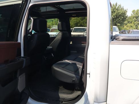 Used 2022 Ford F150 Lariat w/ Equipment Group 502A High AWD/4WD image 27