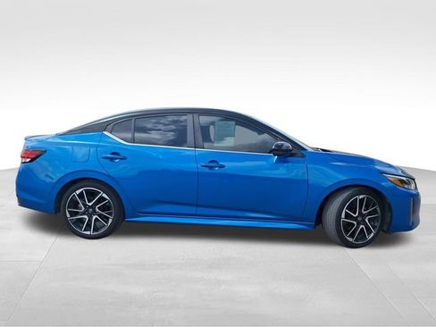 Certified 2024 Nissan Sentra SR w/ SR Premium Package FWD image 9