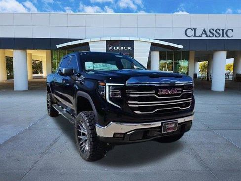 New 2026 GMC Sierra 1500 SLT image 4