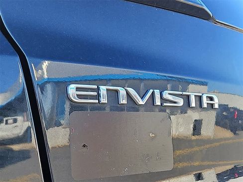Used 2024 Buick Envista Avenir image 32