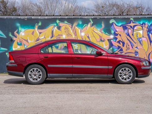 Used 2004 Volvo S60 2.4 image 7