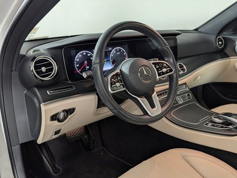 Used 2020 Mercedes-Benz E 450 4MATIC Sedan image 4