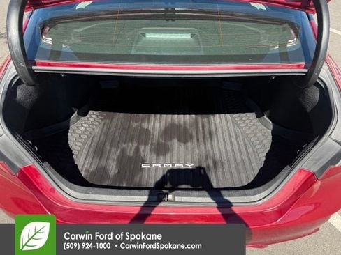 Used 2018 Toyota Camry SE w/ Moonroof Package FWD image 17