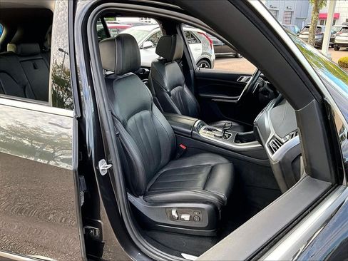 Used 2022 BMW X5 xDrive40i AWD/4WD image 11
