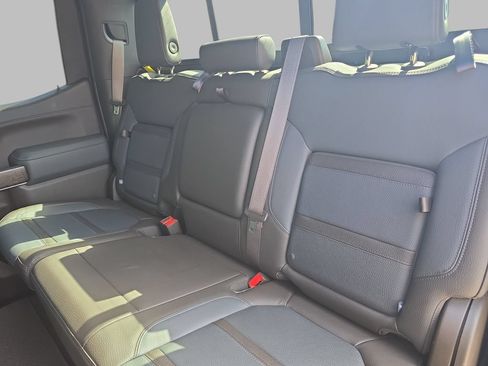 Used 2021 GMC Sierra 1500 Denali w/ Denali Ultimate Package AWD/4WD image 15