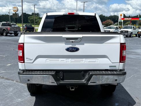 Used 2019 Ford F150 Lariat w/ Max Trailer Tow Package image 4