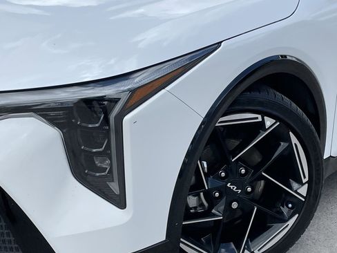 Used 2025 Kia K4 GT-Line w/ GT-Line Premium Package image 8