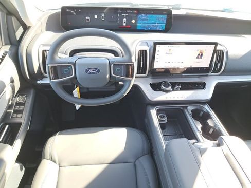 New 2026 Ford Expedition Max Active RWD image 18