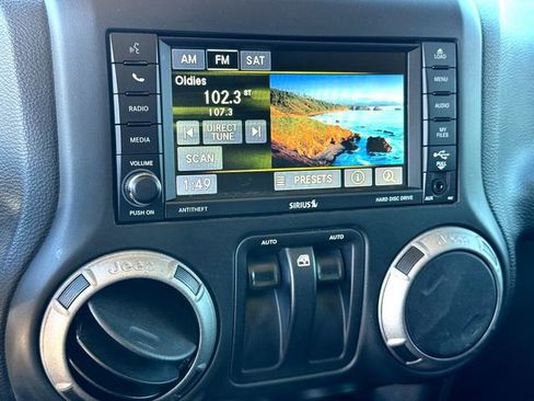 Used 2016 Jeep Wrangler Sport image 23