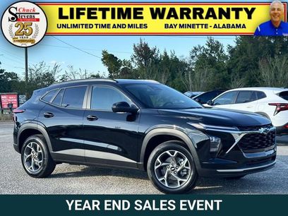 New 2025 Chevrolet Trax LT w/ Driver Confidence Package