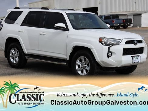 Used 2019 Toyota 4Runner SR5 Premium image 1