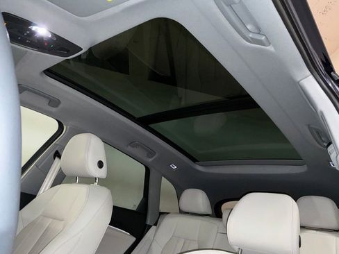 Certified 2025 Audi Q5 Premium w/ Convenience Package image 6