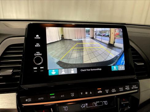 Used 2025 Honda Odyssey Sport-L image 20