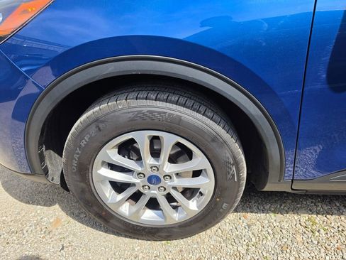 Used 2022 Ford Escape SE AWD/4WD image 3