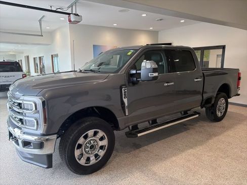 Used 2024 Ford F250 Lariat w/ Chrome Package AWD/4WD image 3