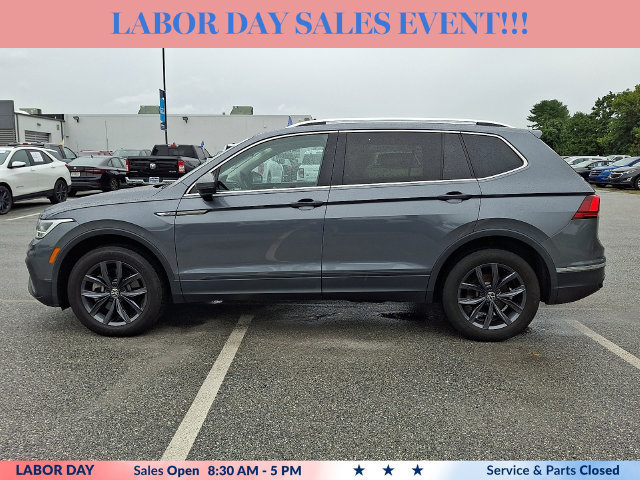 Used 2023 Volkswagen Tiguan SE w/ Panoramic Sunroof Package AWD/4WD image 6