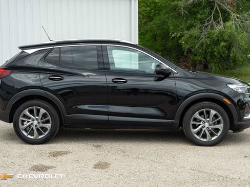 Used 2021 Buick Encore GX Essence w/ Advanced Technology Package image 4