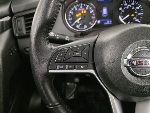 Used 2018 Nissan Rogue SL w/ Premium Package FWD image 30