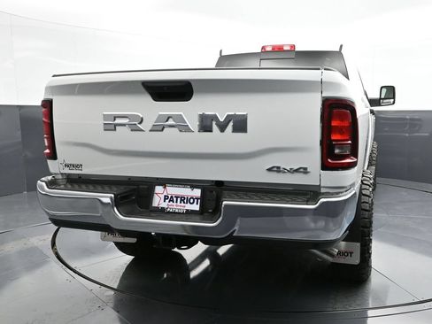 New 2026 RAM 2500 Tradesman AWD/4WD image 17