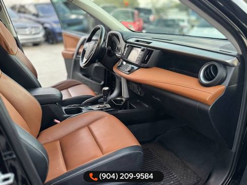 Used 2016 Toyota RAV4 Limited image 16