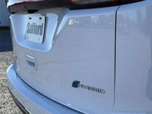 New 2026 Chrysler Pacifica Select image 10