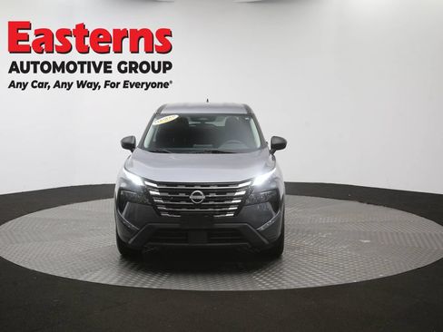 Used 2024 Nissan Rogue S AWD/4WD image 53