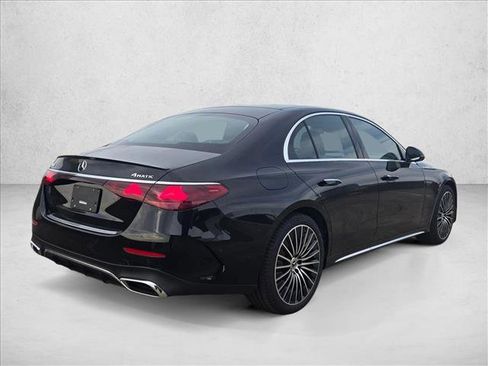 New 2026 Mercedes-Benz E 450 4MATIC Sedan image 5