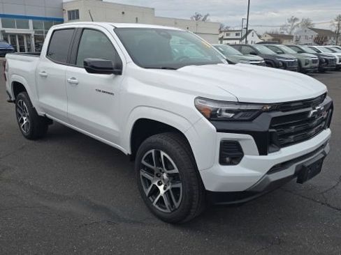 Certified 2023 Chevrolet Colorado Z71 w/ Z71 Convenience Package 2 image 9