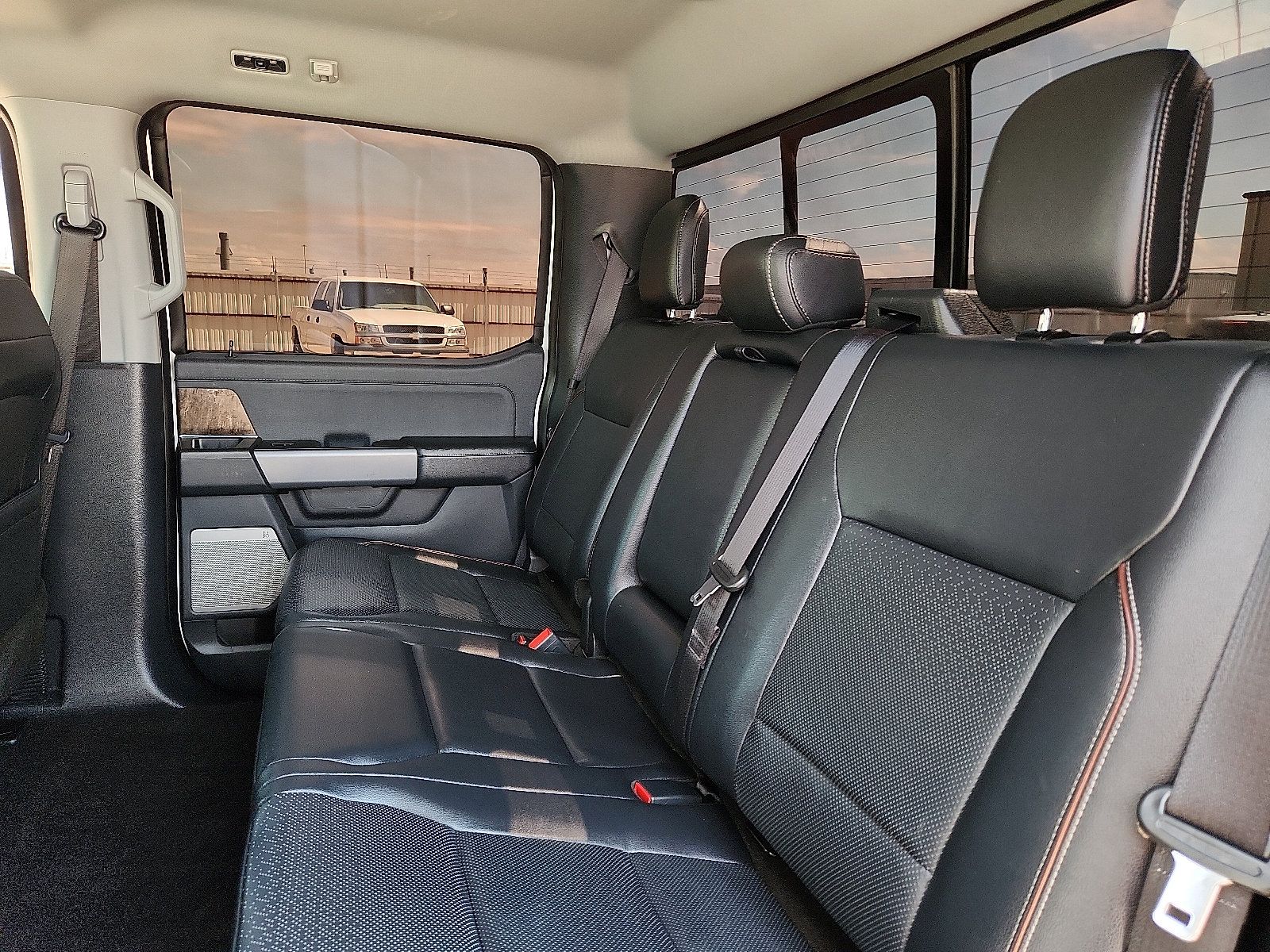 Used 2022 Ford F150 Lariat w/ Equipment Group 501A Mid AWD/4WD image 9