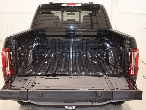 New 2025 Ford F150 Lariat w/ Equipment Group 502A High image 33