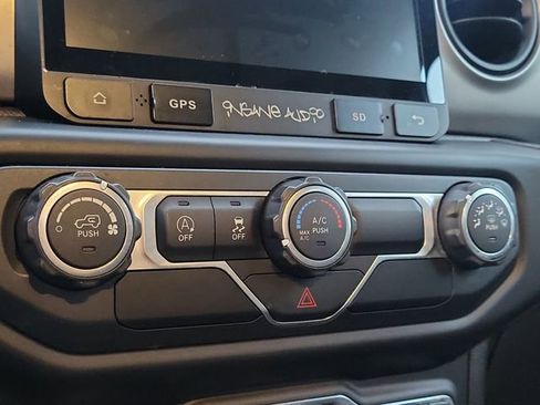 Used 2020 Jeep Gladiator Sport w/ Quick Order Package 23S AWD/4WD image 29
