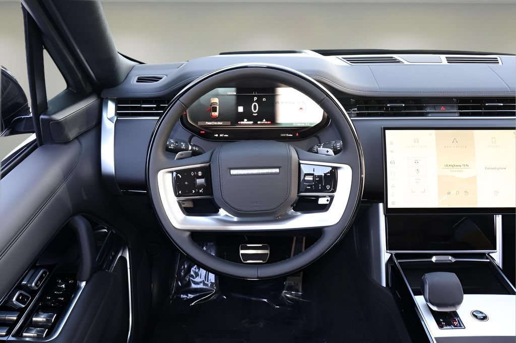 New 2026 Land Rover Range Rover Long Wheelbase SE AWD/4WD image 15