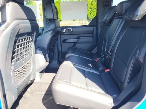 New 2025 Ford Bronco Badlands image 13