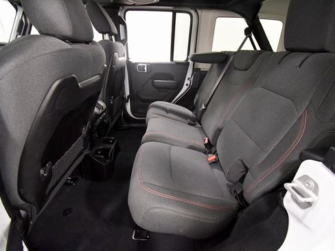 Used 2024 Jeep Wrangler Unlimited Rubicon image 14