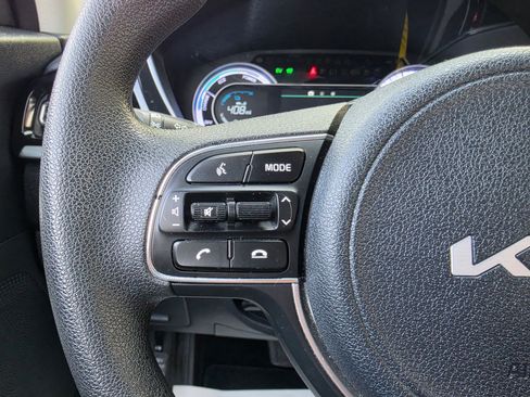 Used 2022 Kia Niro LX FWD image 37