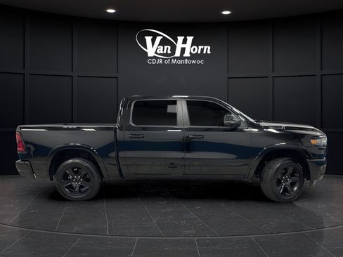 Used 2025 RAM 1500 Big Horn AWD/4WD image 8