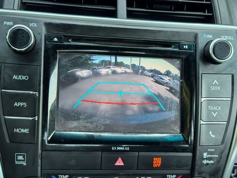 Used 2017 Toyota Camry XSE w/ Moonroof Package FWD image 19