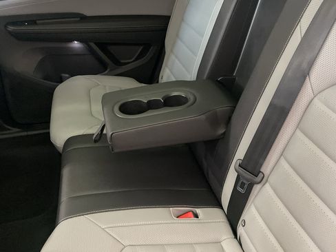 New 2026 Volkswagen Atlas Cross Sport SEL R-Line image 35