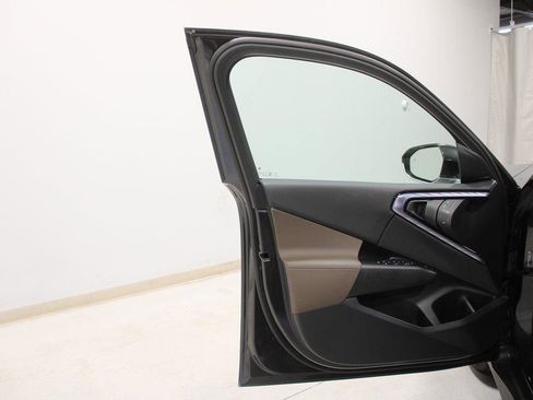 New 2025 BMW X3 xDrive30i w/ Premium Package image 14