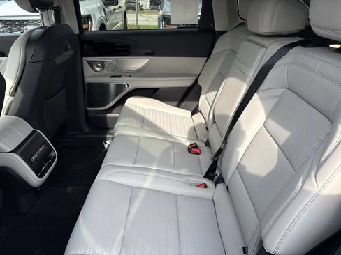 New 2026 Lincoln Nautilus Reserve AWD/4WD image 20