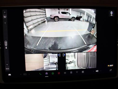 Used 2022 Tesla Model S Plaid image 38