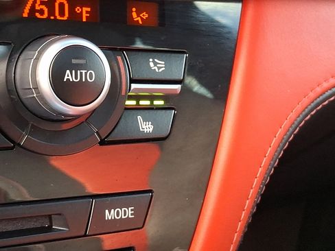 Used 2018 BMW X6 M image 24