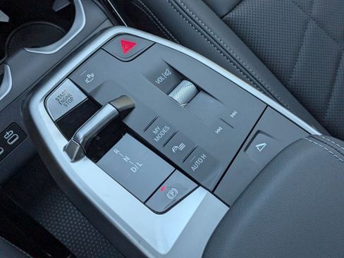 Used 2025 BMW X2 xDrive28i image 14