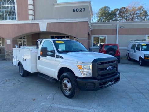 Used 2012 Ford F350 XL w/ PWR Equipment Group image 9